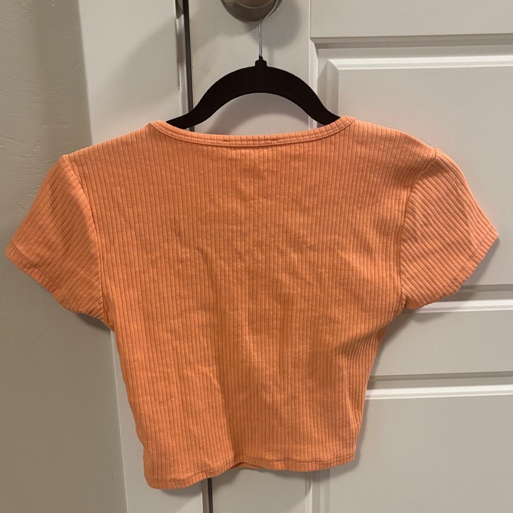 Colin Stuart Pastel Orange Ribbed Square-Neck Button Crop Top - Picture 2 of 4